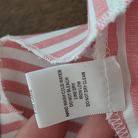 HYFVE Candy Stripe off the shoulder crop blouse L - Picture 6 of 6